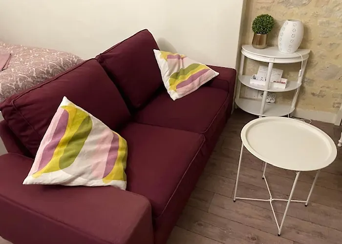 Modern Hideaway * Bayeux